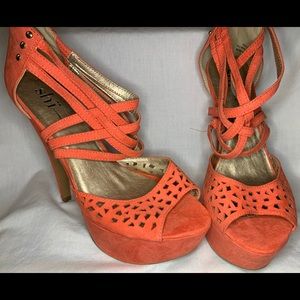 Cute spring time strap shoe